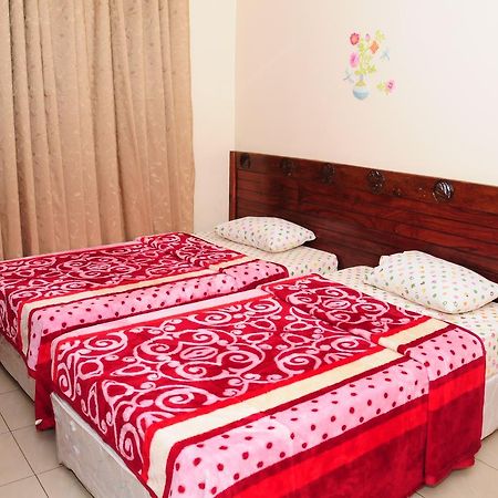 Safari Inn Dar es Salaam Extérieur photo