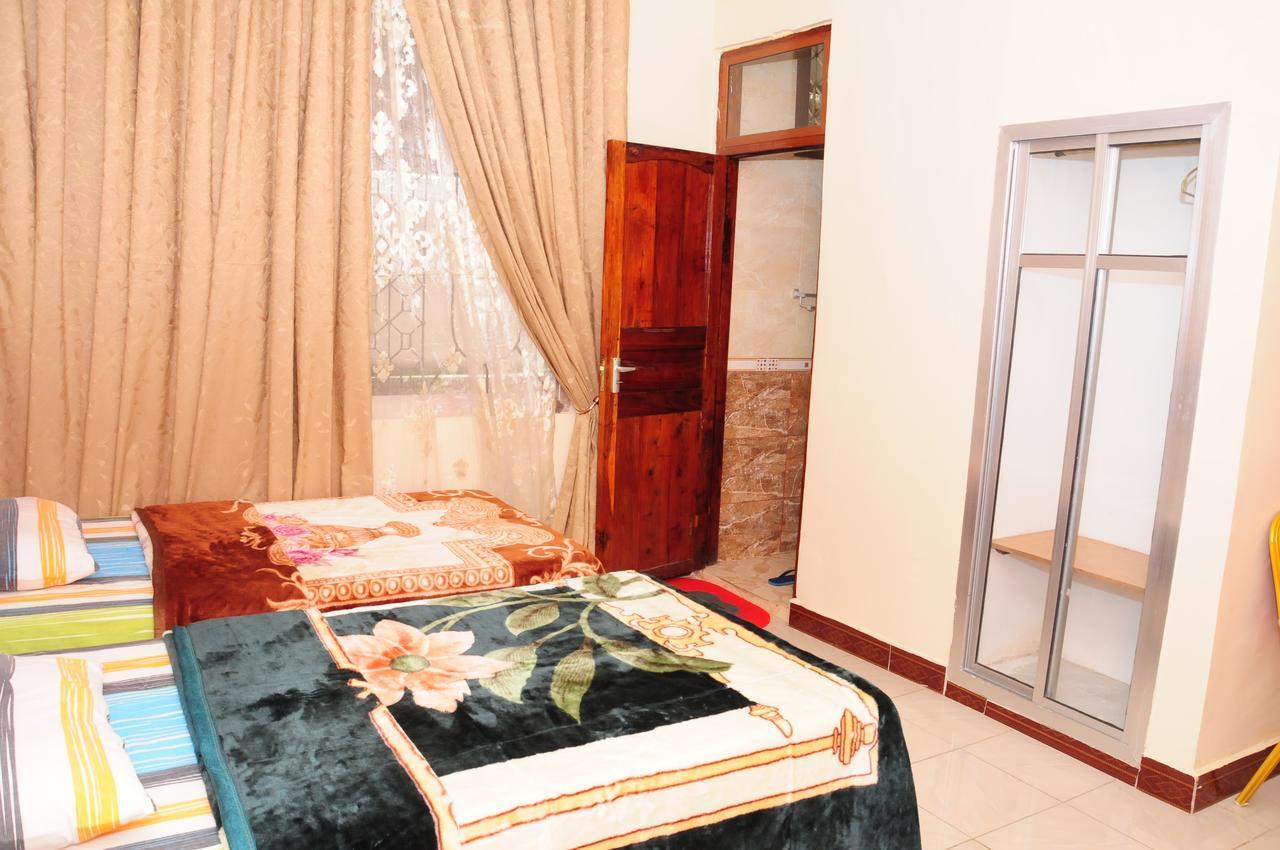 Safari Inn Dar es Salaam Extérieur photo