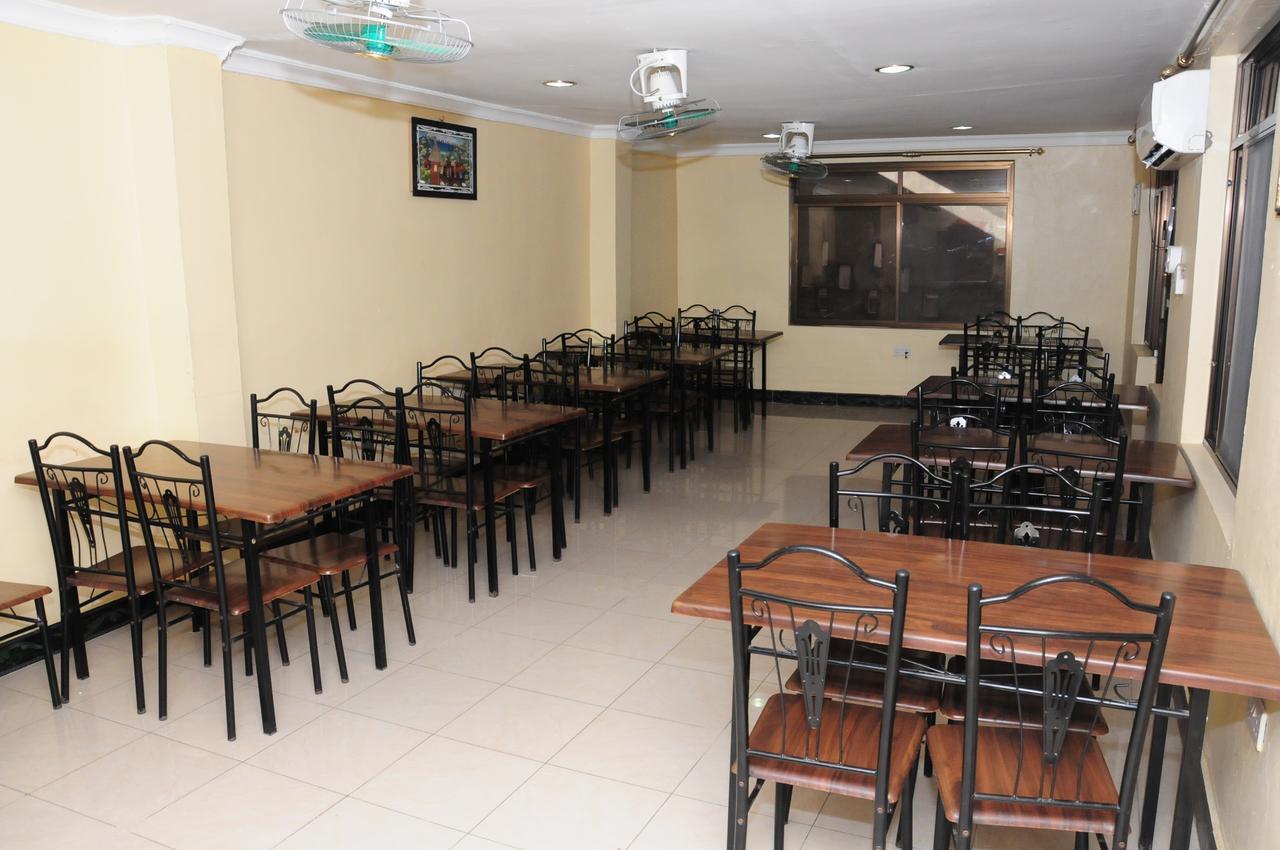 Safari Inn Dar es Salaam Extérieur photo