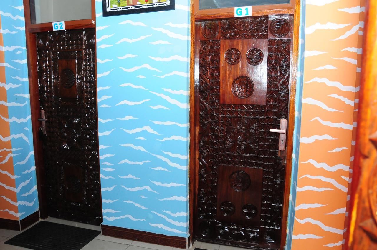 Safari Inn Dar es Salaam Extérieur photo